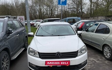 Volkswagen Passat B7, 2012 год, 750 000 рублей, 3 фотография