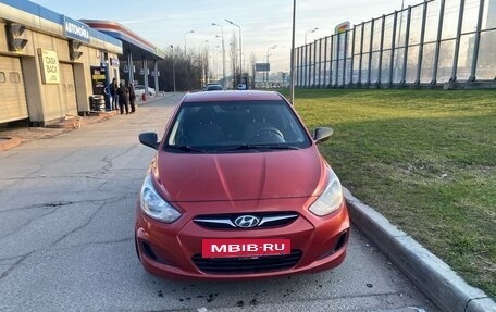 Hyundai Solaris II рестайлинг, 2012 год, 580 000 рублей, 5 фотография