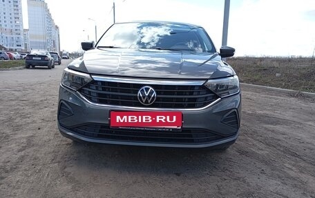 Volkswagen Polo VI (EU Market), 2021 год, 2 200 000 рублей, 2 фотография