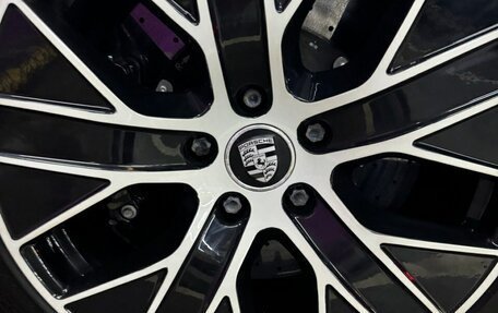 Porsche Taycan I, 2021 год, 13 900 000 рублей, 10 фотография