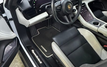 Porsche Taycan I, 2021 год, 13 900 000 рублей, 5 фотография