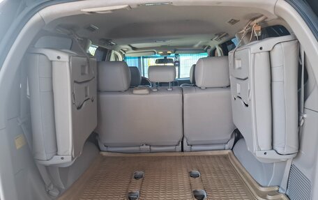 Toyota Land Cruiser Prado 120 рестайлинг, 2006 год, 1 890 000 рублей, 14 фотография