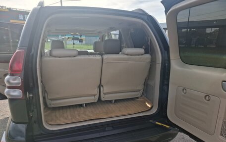 Toyota Land Cruiser Prado 120 рестайлинг, 2006 год, 1 890 000 рублей, 16 фотография