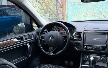 Volkswagen Touareg III, 2017 год, 3 600 000 рублей, 9 фотография