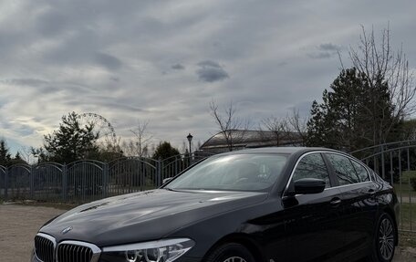 BMW 5 серия, 2018 год, 3 380 000 рублей, 2 фотография