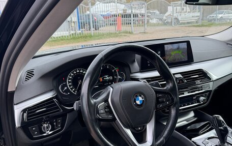 BMW 5 серия, 2018 год, 3 380 000 рублей, 11 фотография