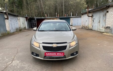 Chevrolet Cruze II, 2011 год, 720 000 рублей, 2 фотография