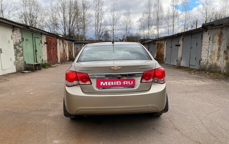 Chevrolet Cruze II, 2011 год, 720 000 рублей, 4 фотография