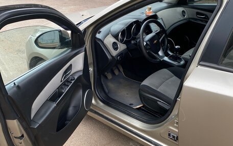 Chevrolet Cruze II, 2011 год, 720 000 рублей, 9 фотография