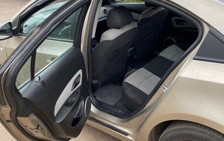 Chevrolet Cruze II, 2011 год, 720 000 рублей, 8 фотография