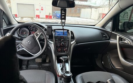 Opel Astra J, 2011 год, 695 000 рублей, 13 фотография