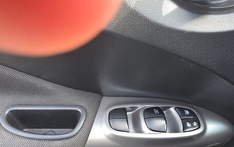 Nissan Juke II, 2011 год, 845 000 рублей, 17 фотография