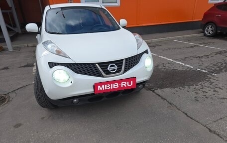 Nissan Juke II, 2011 год, 845 000 рублей, 26 фотография