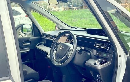 Honda Stepwgn IV, 2021 год, 2 030 000 рублей, 7 фотография