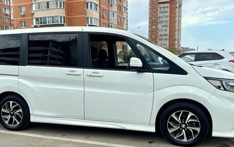 Honda Stepwgn IV, 2021 год, 2 030 000 рублей, 5 фотография