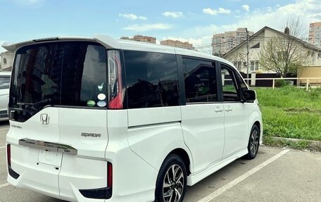 Honda Stepwgn IV, 2021 год, 2 030 000 рублей, 4 фотография