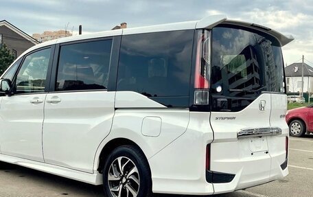 Honda Stepwgn IV, 2021 год, 2 030 000 рублей, 14 фотография