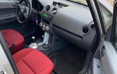 Mitsubishi Colt VI рестайлинг, 2006 год, 390 000 рублей, 6 фотография