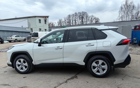 Toyota RAV4, 2021 год, 2 970 000 рублей, 9 фотография