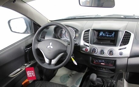 Mitsubishi L200 IV рестайлинг, 2014 год, 1 525 000 рублей, 16 фотография