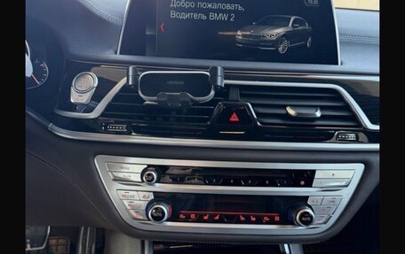 BMW 7 серия, 2018 год, 4 000 000 рублей, 10 фотография