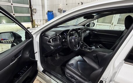 Toyota Camry, 2020 год, 2 725 000 рублей, 8 фотография