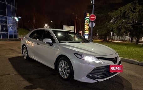 Toyota Camry, 2020 год, 2 725 000 рублей, 3 фотография