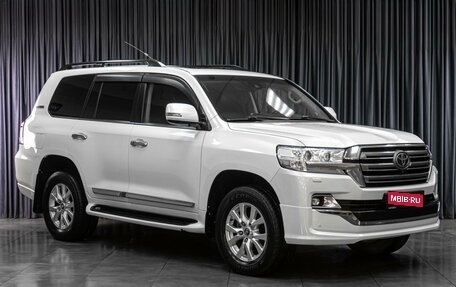 Toyota Land Cruiser 200, 2015 год, 5 399 000 рублей, 1 фотография