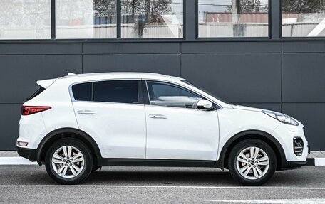 KIA Sportage IV рестайлинг, 2017 год, 1 799 000 рублей, 5 фотография