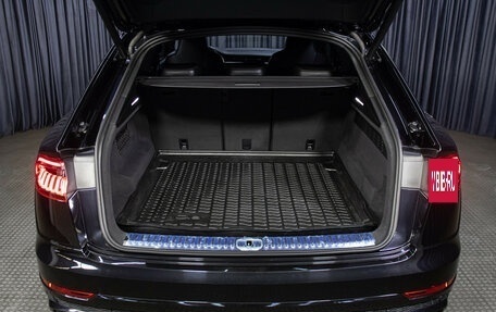 Audi Q8 I, 2019 год, 6 400 000 рублей, 10 фотография