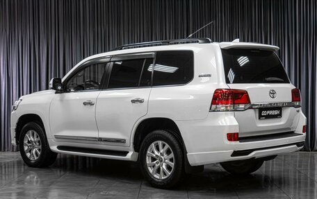 Toyota Land Cruiser 200, 2015 год, 5 399 000 рублей, 2 фотография