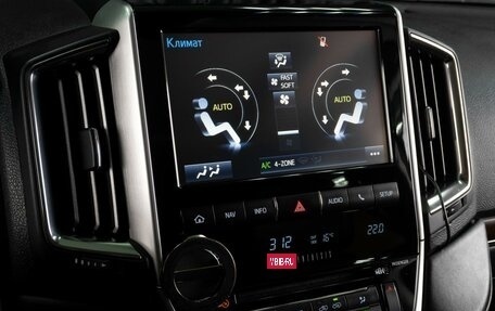 Toyota Land Cruiser 200, 2015 год, 5 399 000 рублей, 14 фотография