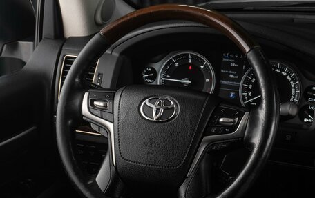 Toyota Land Cruiser 200, 2015 год, 5 399 000 рублей, 26 фотография