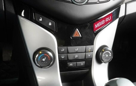 Chevrolet Cruze II, 2013 год, 799 000 рублей, 12 фотография