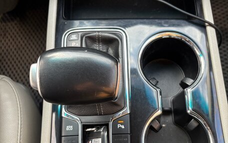 KIA Carnival III, 2019 год, 1 900 000 рублей, 26 фотография