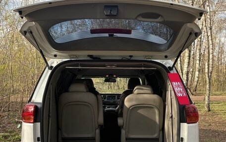 KIA Carnival III, 2019 год, 1 900 000 рублей, 24 фотография