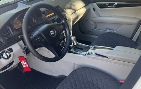 Mercedes-Benz C-Класс, 2010 год, 1 250 000 рублей, 5 фотография