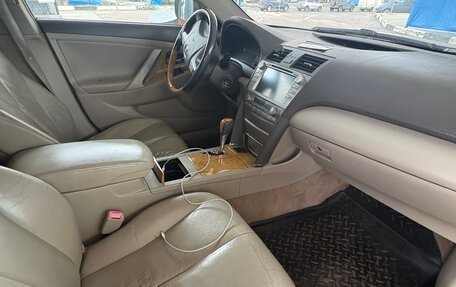 Toyota Camry, 2006 год, 900 000 рублей, 10 фотография