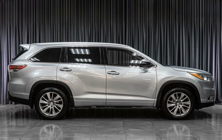 Toyota Highlander III, 2014 год, 3 199 000 рублей, 5 фотография