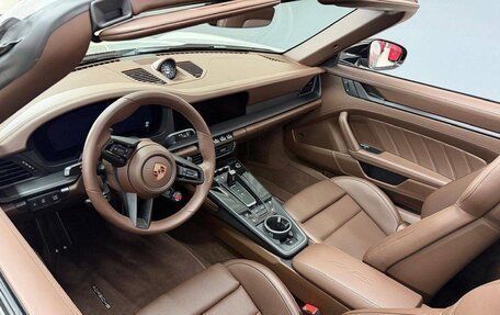 Porsche 911, 2025 год, 29 490 000 рублей, 11 фотография