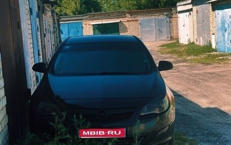 Opel Astra J, 2010 год, 800 000 рублей, 1 фотография