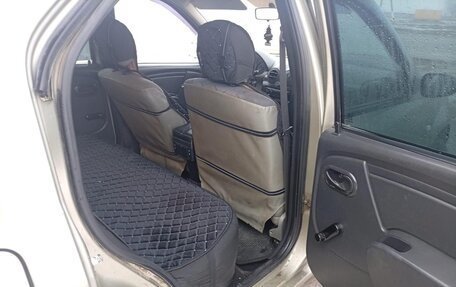 Renault Logan I, 2010 год, 185 000 рублей, 6 фотография