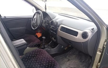 Renault Logan I, 2010 год, 185 000 рублей, 4 фотография