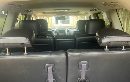 Toyota Land Cruiser 200, 2013 год, 4 000 000 рублей, 8 фотография