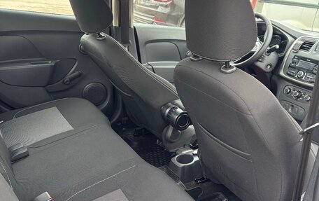 Renault Logan II, 2021 год, 1 395 000 рублей, 16 фотография