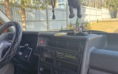 Volkswagen Transporter T4, 2000 год, 750 000 рублей, 14 фотография