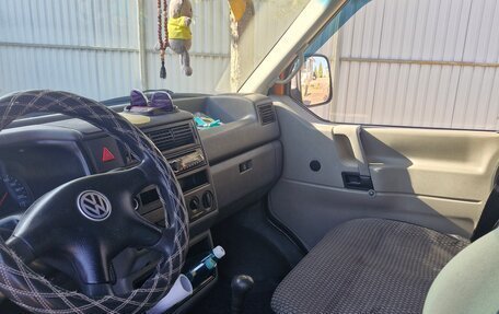 Volkswagen Transporter T4, 2000 год, 750 000 рублей, 22 фотография