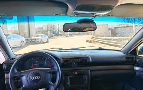 Audi A4, 1999 год, 260 000 рублей, 10 фотография