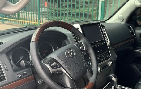 Toyota Land Cruiser 200, 2016 год, 5 500 000 рублей, 9 фотография