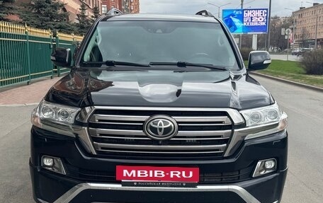 Toyota Land Cruiser 200, 2016 год, 5 500 000 рублей, 8 фотография